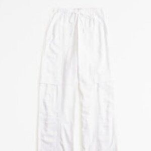 Abercrombie & Fitch Linen-Blend Pull-On Cargo Pant